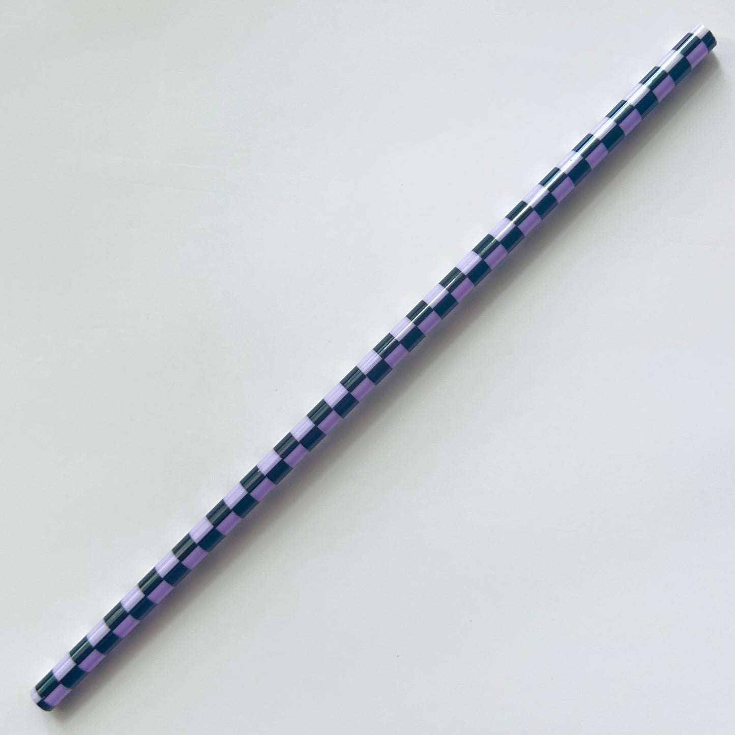 9” Purple Checkered Straw (fits 16oz)