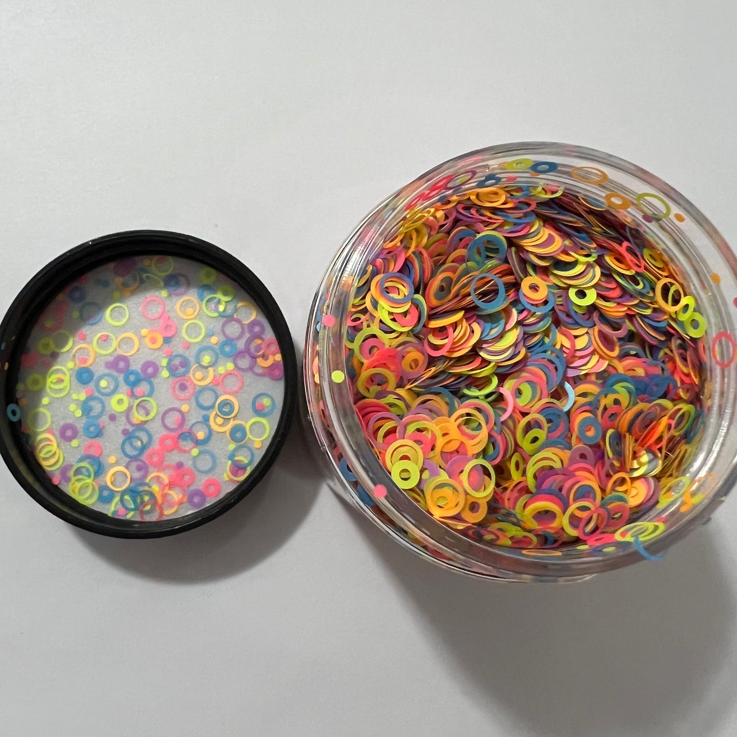 Rainbow rings glitter - NOT FOR INDIVIDUAL SALE